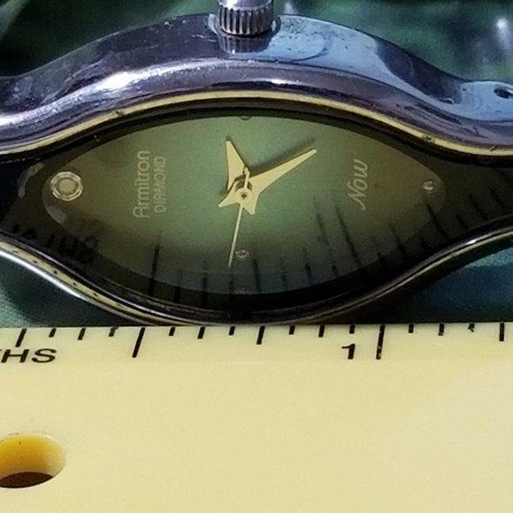 Working Armitron Watch "Now" Diamond Chip Ladies Watches - Picture 8 of 8